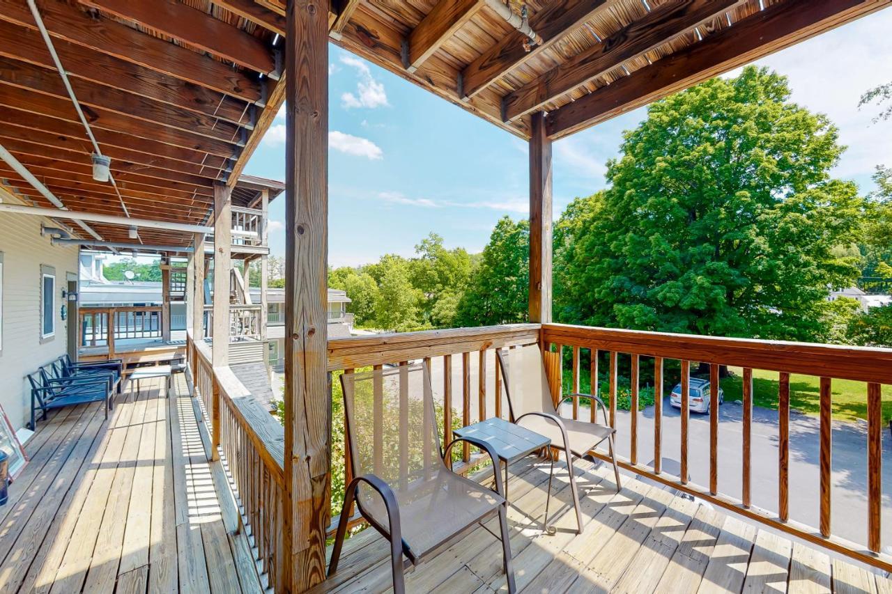 Heavenly Hideaway Apartment ลัดโลว์ ภายนอก รูปภาพ